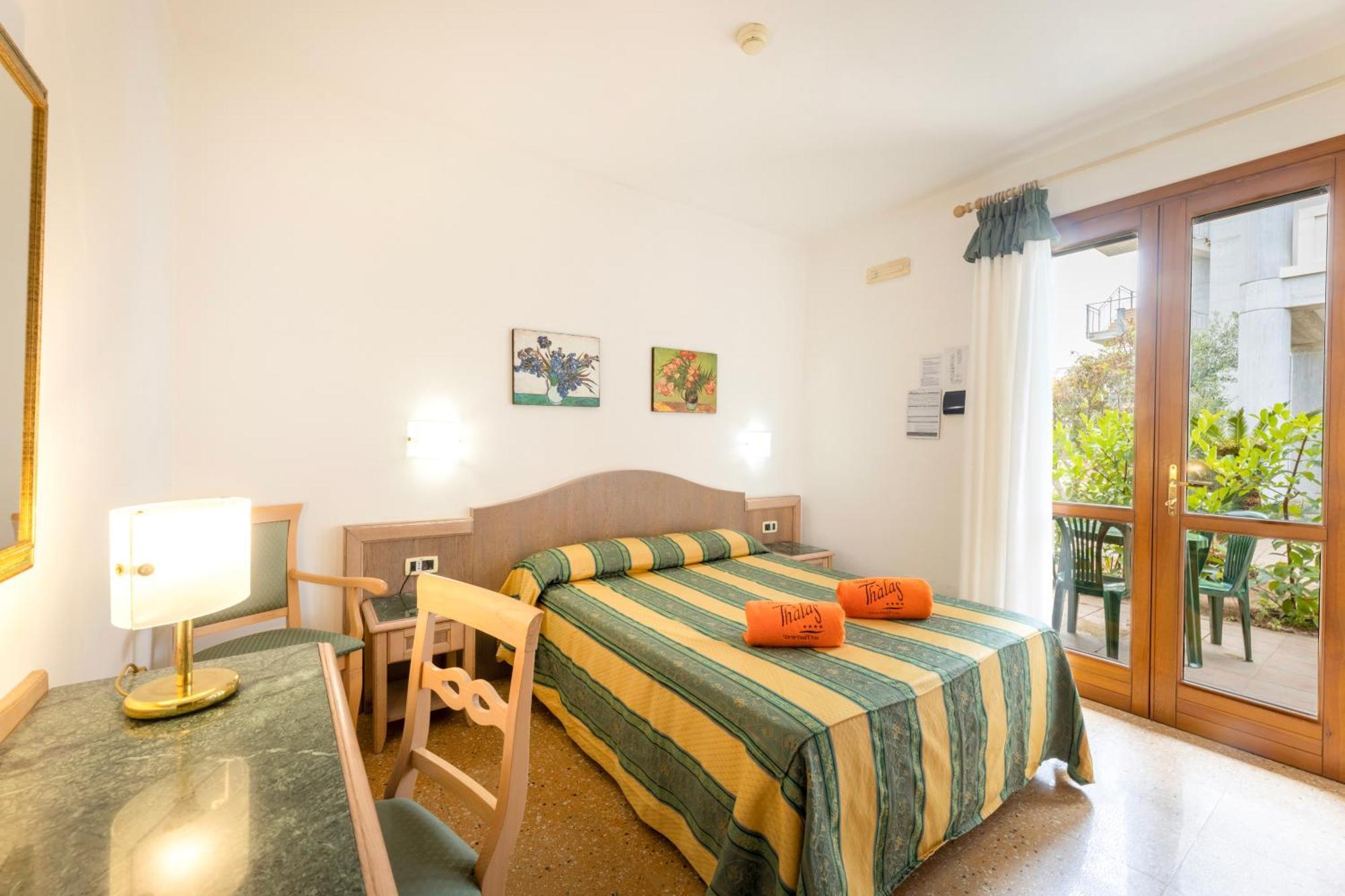 Hotel Thalas Club Торре дель'Орсо Экстерьер фото