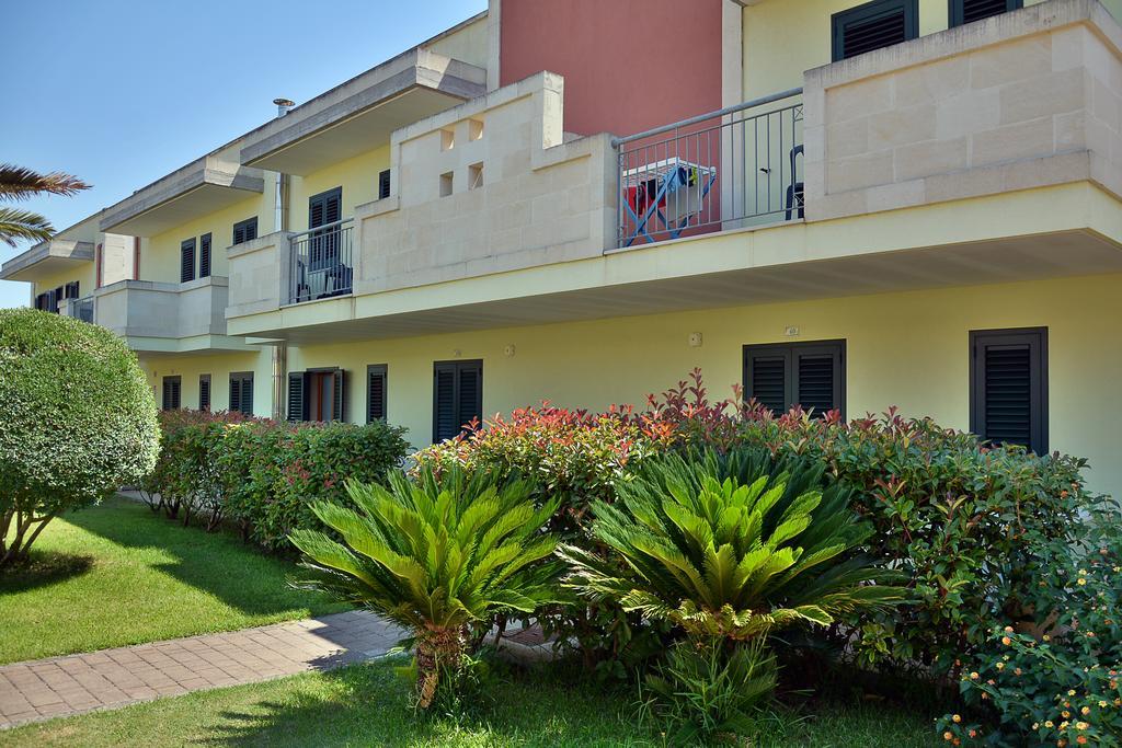 Hotel Thalas Club Торре дель'Орсо Экстерьер фото